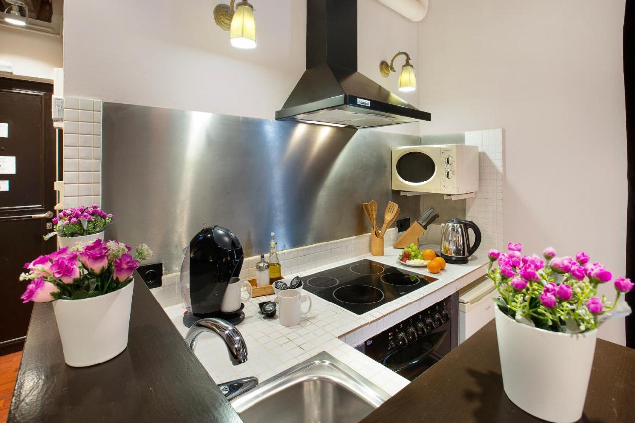 Stay U-Nique Apartments Carretes برشلونة المظهر الخارجي الصورة